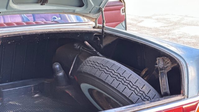 1965 Mercedes-Benz 220S Fintail