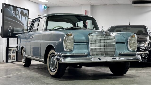 1965 Mercedes-Benz 220S Fintail