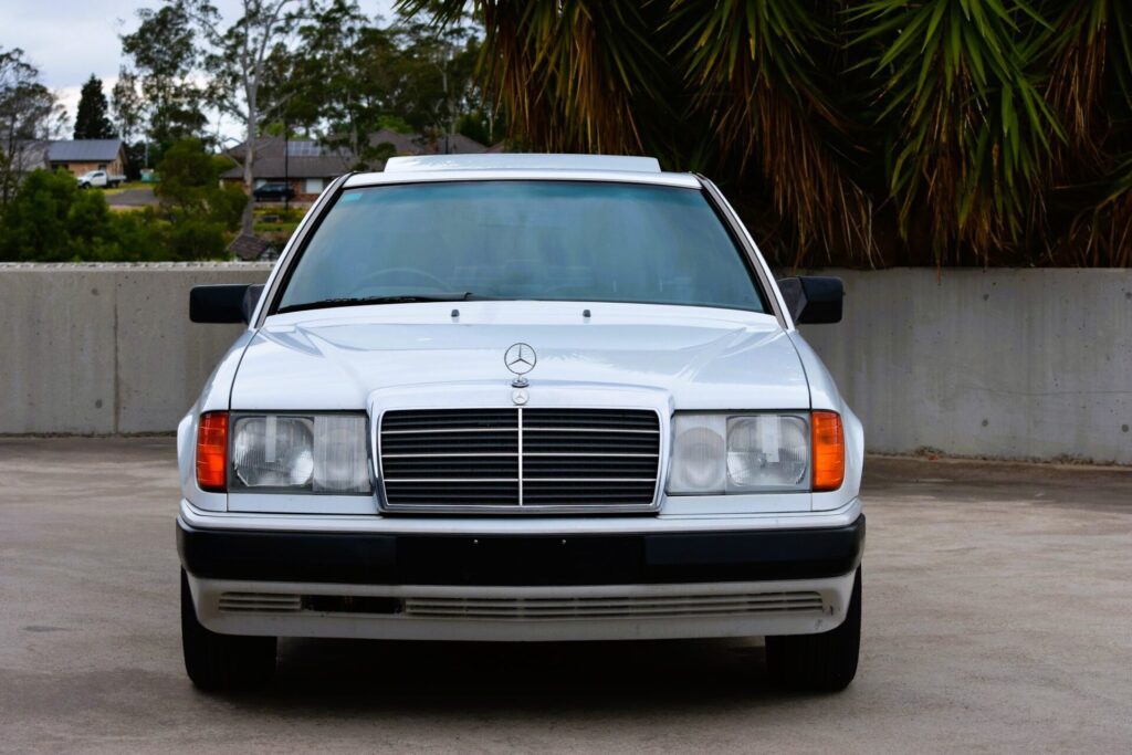 1989 Mercedes-Benz 300CE